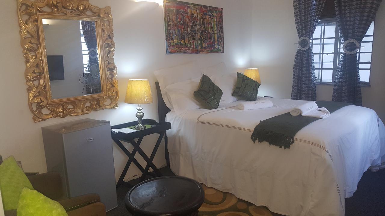 Unique Lodge Kaapstad Buitenkant foto